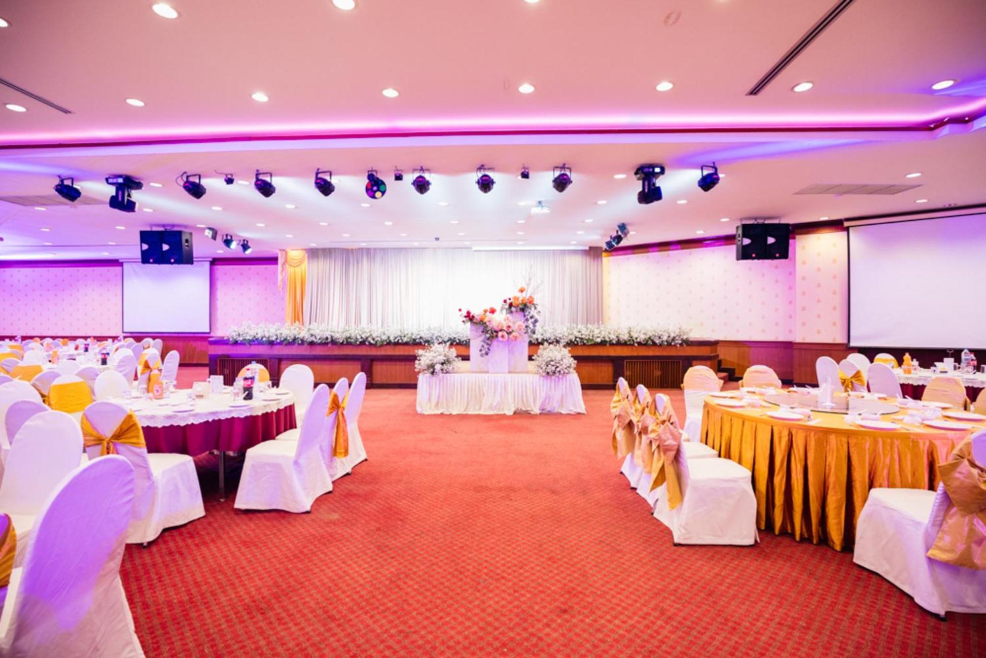 Chumphon Gardens Hotel Exterior photo