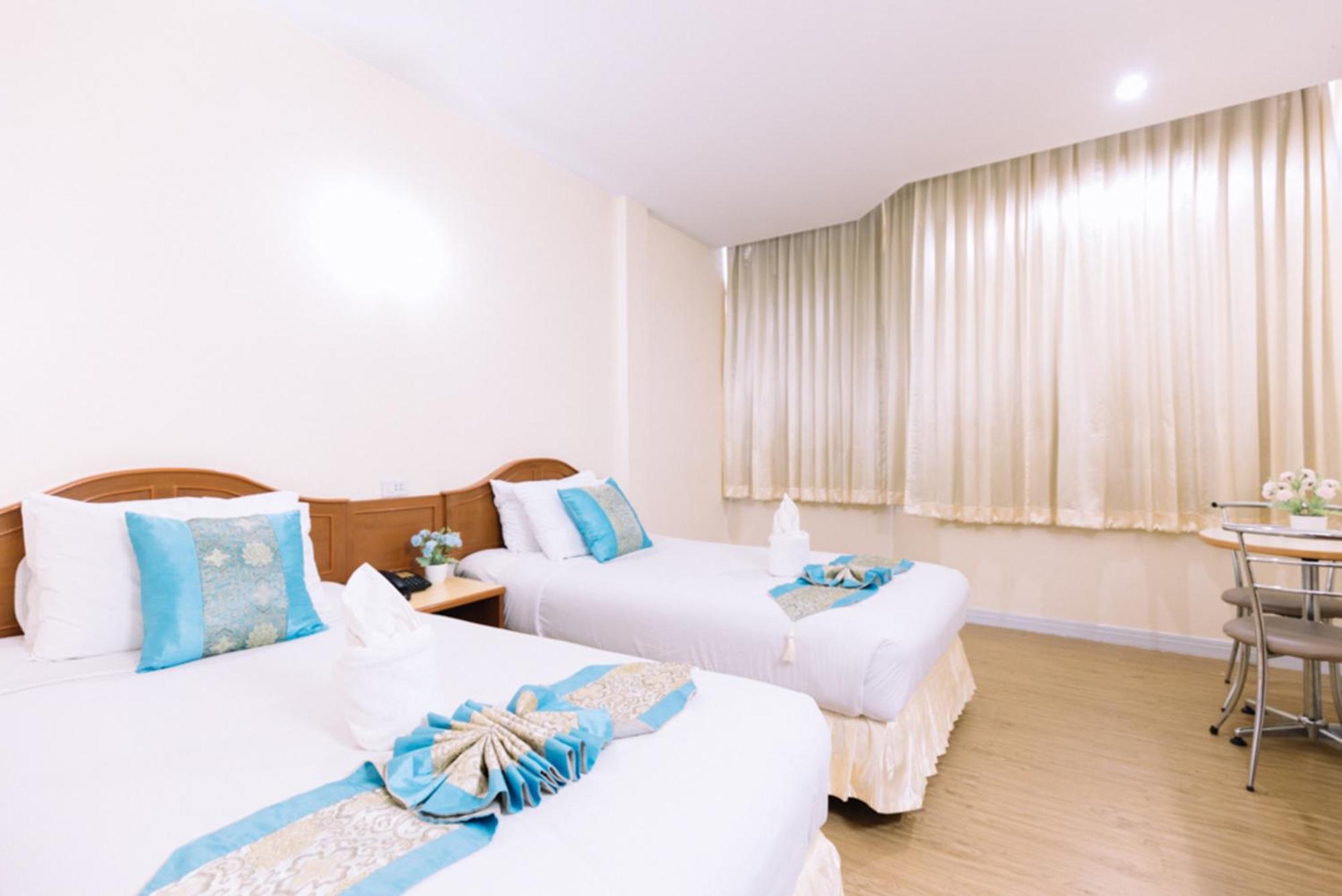 Chumphon Gardens Hotel Exterior photo