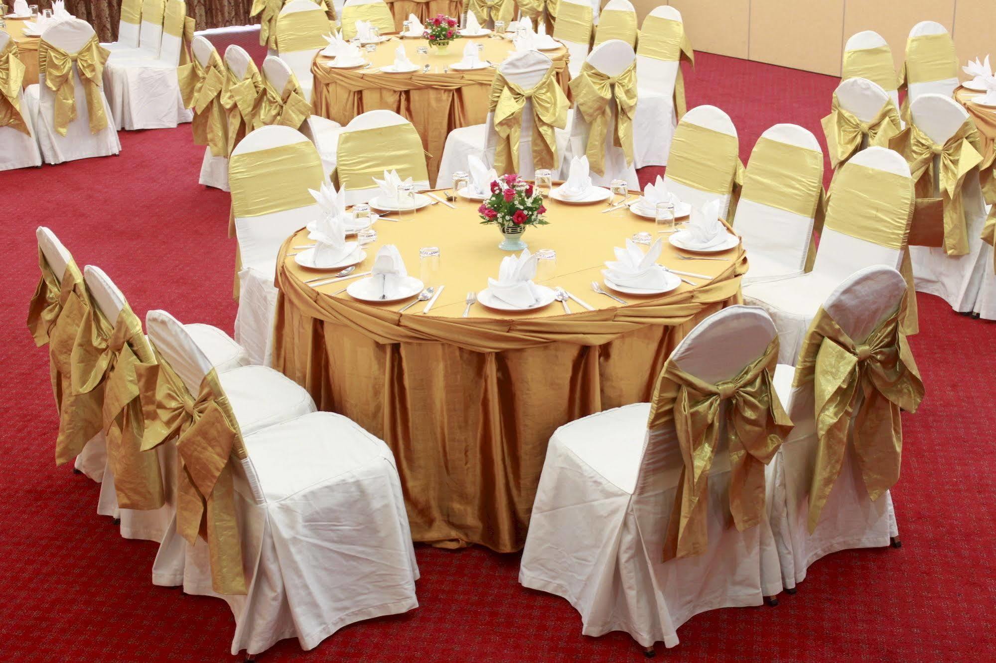 Chumphon Gardens Hotel Exterior photo